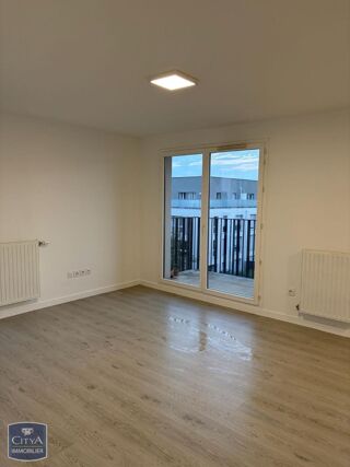  Appartement à louer 3 pièces 60 m²
