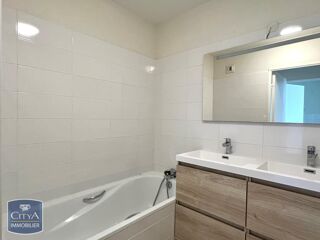  Appartement à louer 2 pièces 48 m²