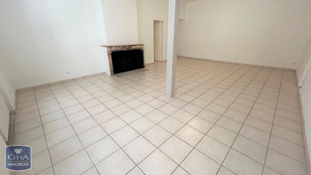 A LOUER - APPARTEMENT T4 - 2, RUE SAINTE MARIE DES TERRE....