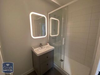  Appartement à louer 2 pièces 52 m²