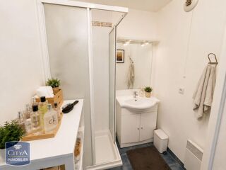  Appartement à louer 2 pièces 40 m²