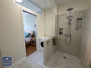  Appartement à louer 2 pièces 55 m²