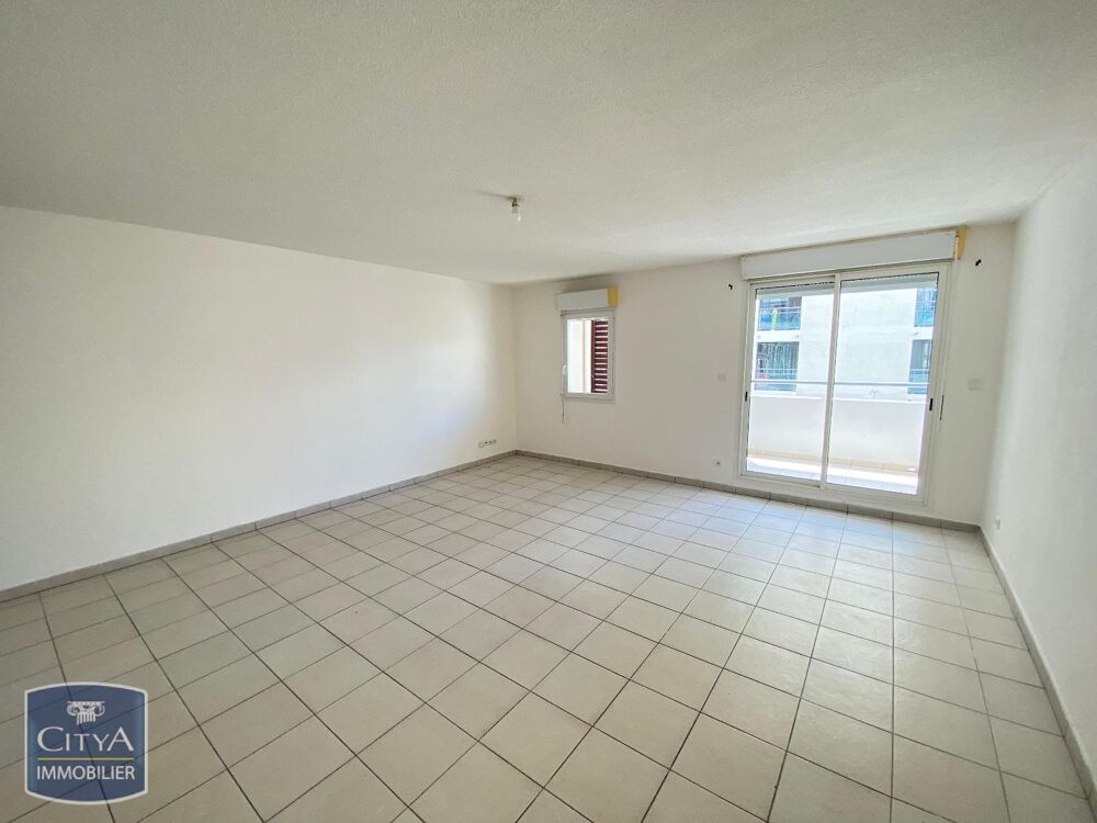 A LOUER Bel appartement de type T3 situé dans la résiden....