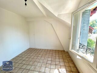  Appartement à louer 2 pièces 46 m²