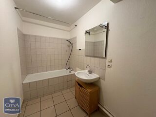  Appartement à louer 3 pièces 52 m²
