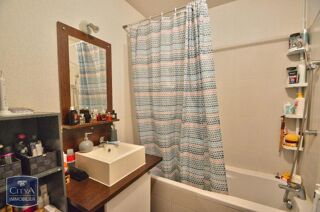  Appartement à louer 3 pièces 70 m²