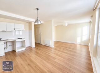  Appartement à louer 3 pièces 62 m²