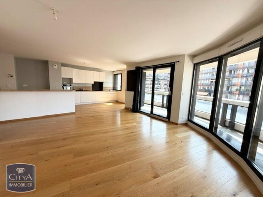 location Appartement - 4 pièce(s) - 102 m² Clermont-Ferrand (63000)