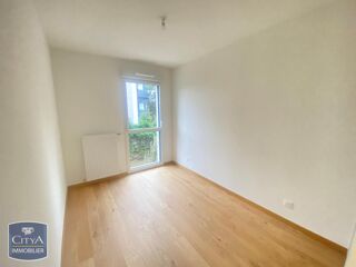  Appartement à louer 3 pièces 59 m²