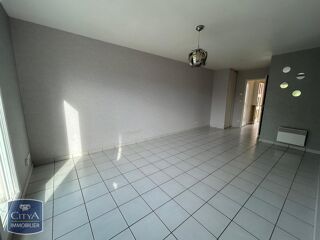  Appartement à louer 2 pièces 44 m²