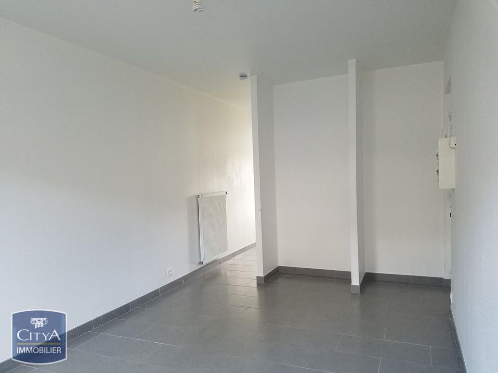 À LOUER : Appartement T1 situé à Châteauroux, dans le co....