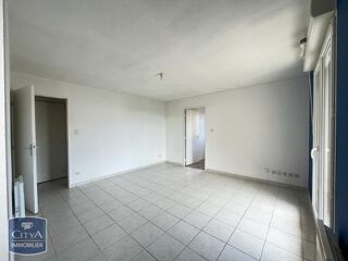 location Appartement - 2 pièce(s) - 52 m² Belfort (90000)