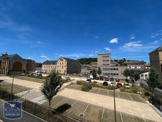  Parking / Garage à louer 