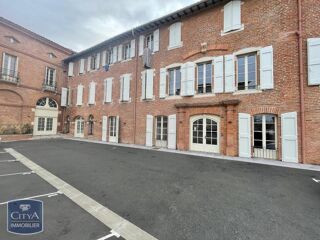  Appartement à louer 3 pièces 74 m²