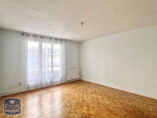  Appartement à louer 3 pièces 71 m²