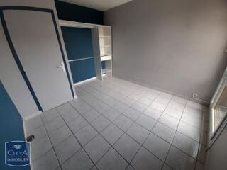  Appartement à louer 4 pièces 85 m²