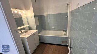  Appartement à louer 2 pièces 41 m²