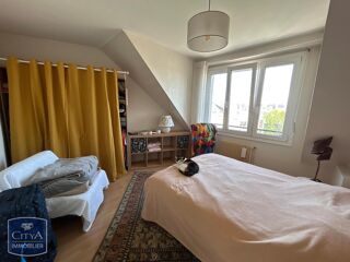  Appartement à louer 4 pièces 88 m²