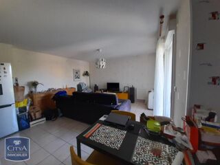  Appartement à louer 3 pièces 64 m²