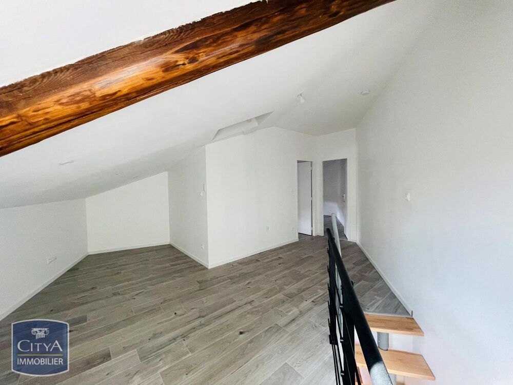 location Appartement - 3 pièce(s) - 82 m² Saint-Marcellin-en-Forez (42680)