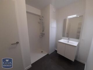 Appartement à louer 3 pièces 62 m²