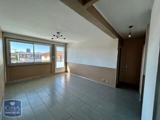  Appartement à louer 4 pièces 69 m²