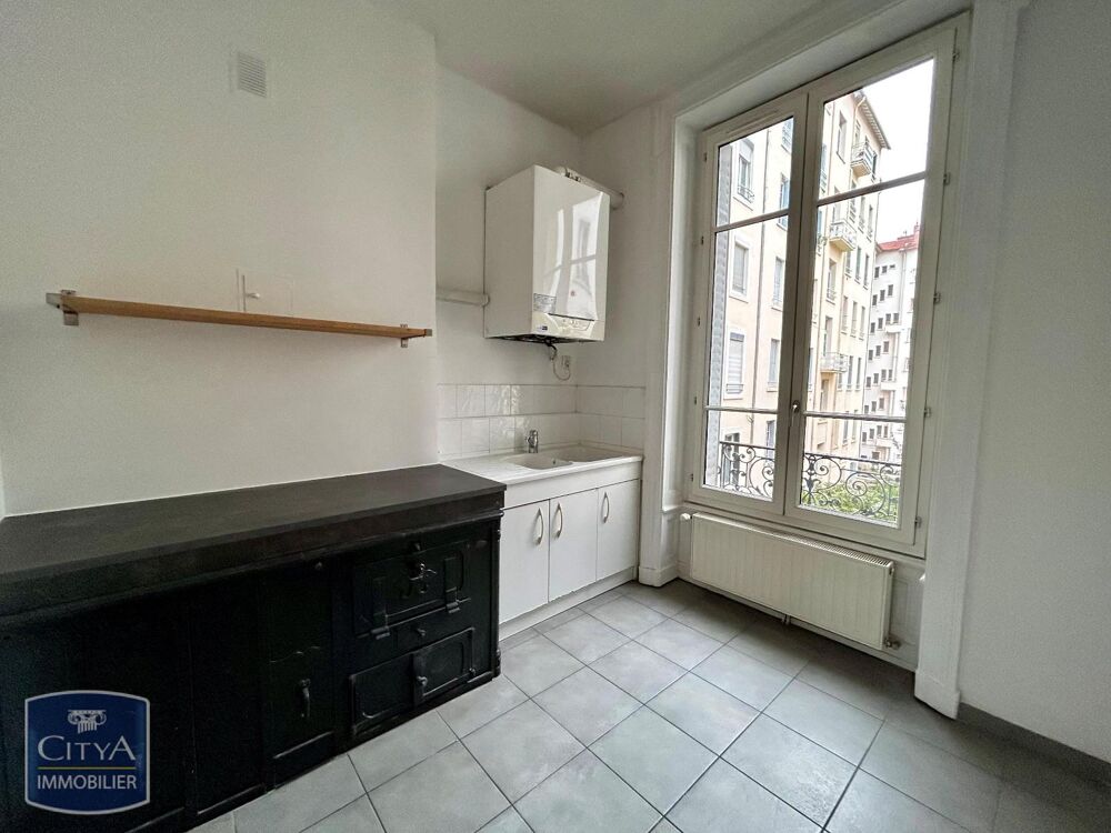 location Appartement - 4 pièce(s) - 89 m² Lyon 7