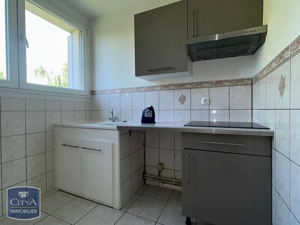 À LOUER - APPARTEMENT 4 PIECES - RUE SAINT EXUPERY - ROM....
