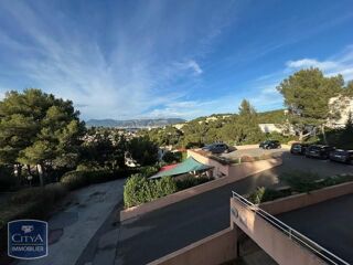  Appartement à louer 4 pièces 75 m²