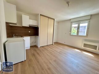  Appartement à louer 2 pièces 32 m²