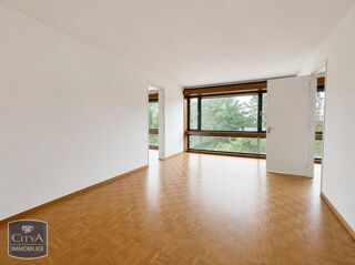  Appartement à louer 3 pièces 72 m²