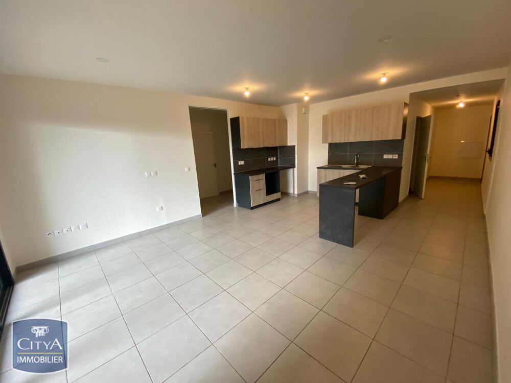 location Appartement - 4 pièce(s) - 88 m² Saint-Denis (97400)