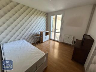  Appartement à louer 3 pièces 57 m²