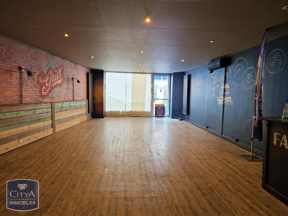   Location / Local Commercial - 84 m² 