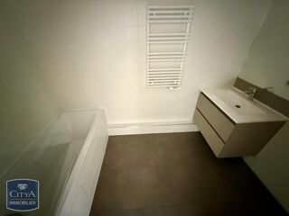  Appartement � louer 4 pi�ces 81 m�