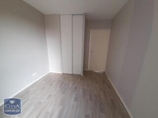  Appartement à louer 3 pièces 60 m²