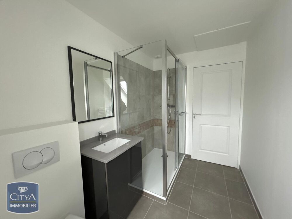 location Appartement - 1 pièce(s) - 29 m² Charleville-Mézières (08000)