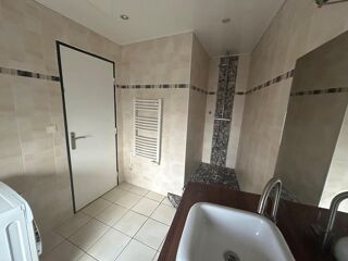  Appartement à louer 3 pièces 63 m²