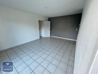  Appartement à louer 2 pièces 45 m²