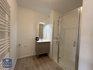  Appartement à louer 3 pièces 66 m²