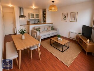  Appartement à louer 3 pièces 55 m²