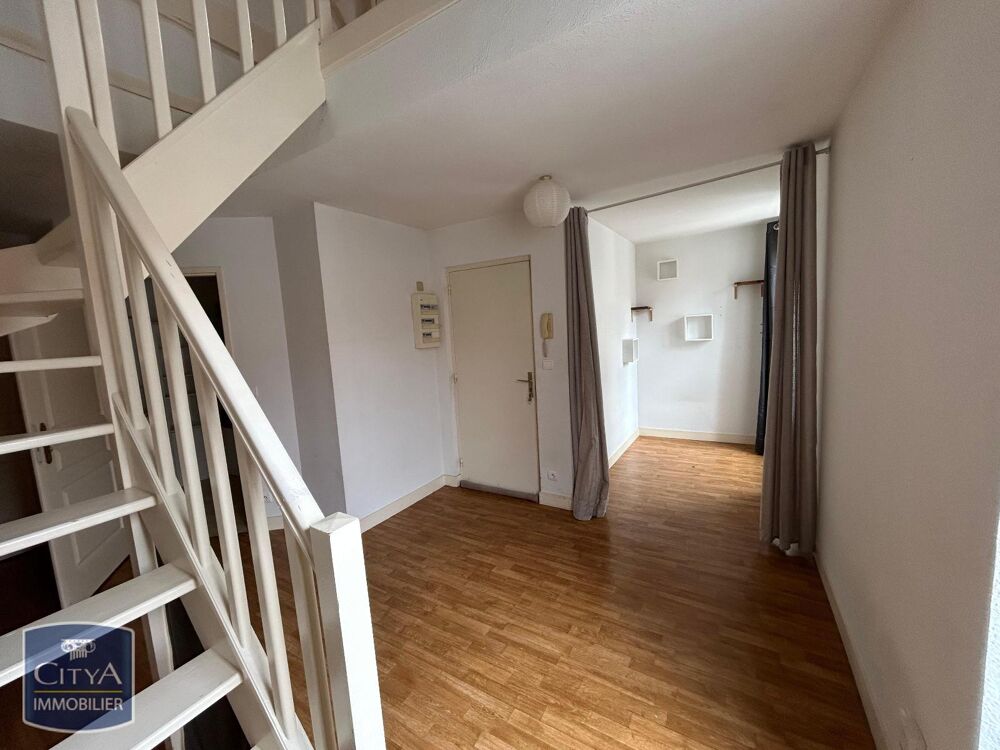 À LOUER : Découvrez cet appartement T2 en duplex situé a....