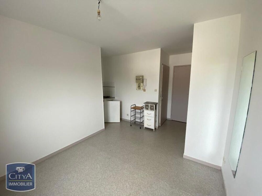 location Appartement - 1 pièce(s) - 15 m² Poitiers (86000)