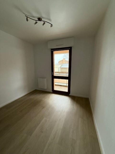  Appartement � louer 4 pi�ces 82 m�
