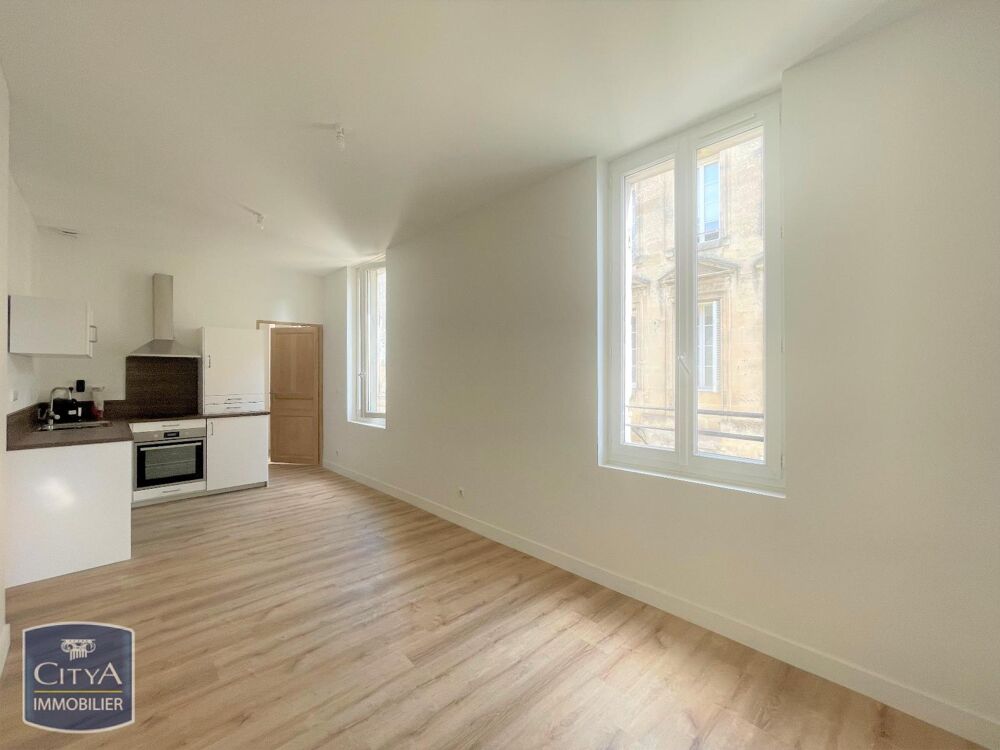 A LOUER - Charmant appartement rénové T2 en plein coeur d....