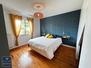  Maison à louer 6 pièces 109 m²