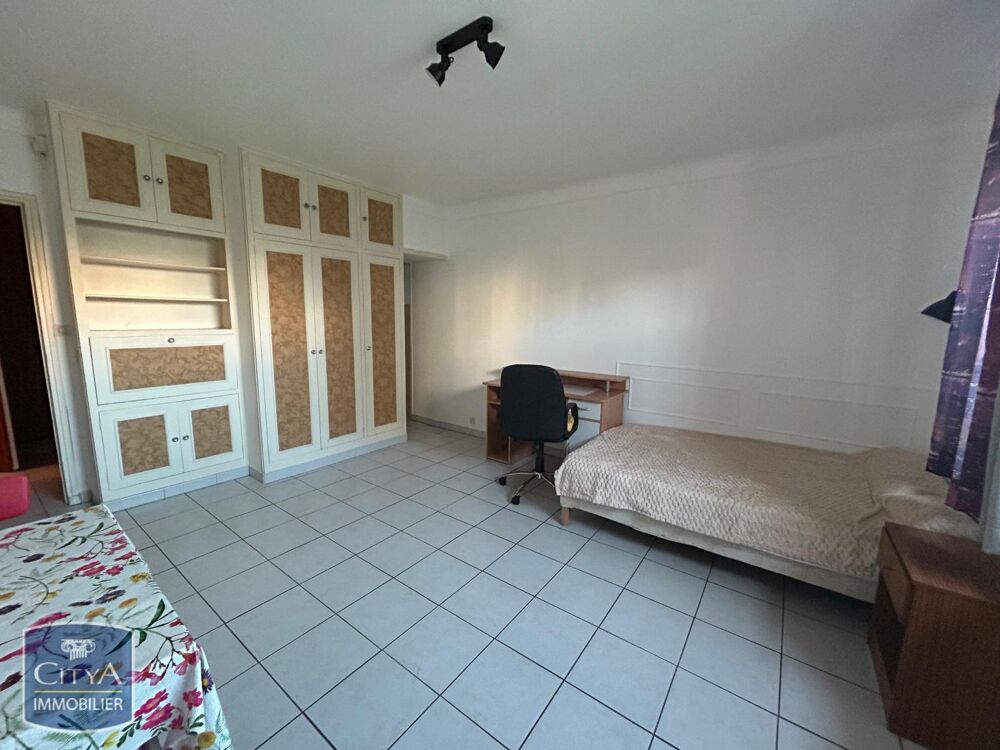 location Appartement - 1 pièce(s) - 25 m² Nîmes (30000)