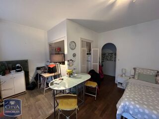  Appartement à louer 1 pièce 28 m²