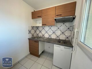  Appartement à louer 3 pièces 42 m²