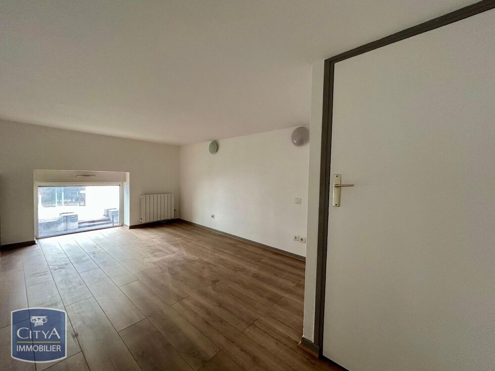 À LOUER Découvrez cet appartement T2 situé au coeur de Sa....